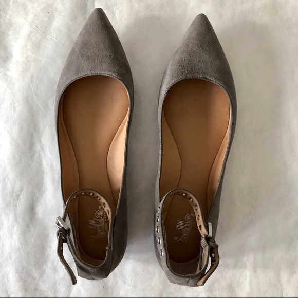 Grey suede ankle closure flats - Picture 2 of 8